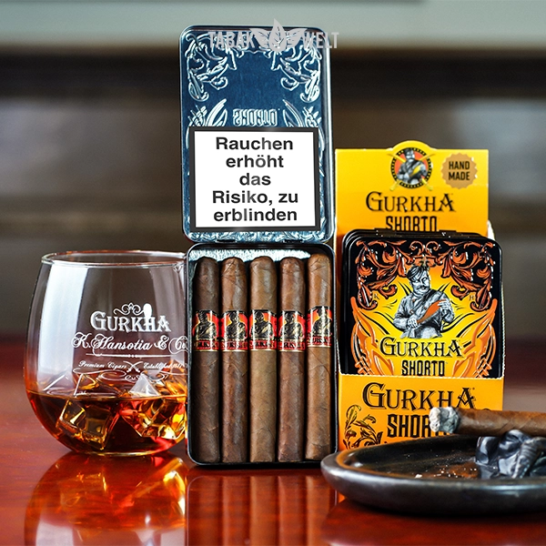 gurkha-shorto-detail