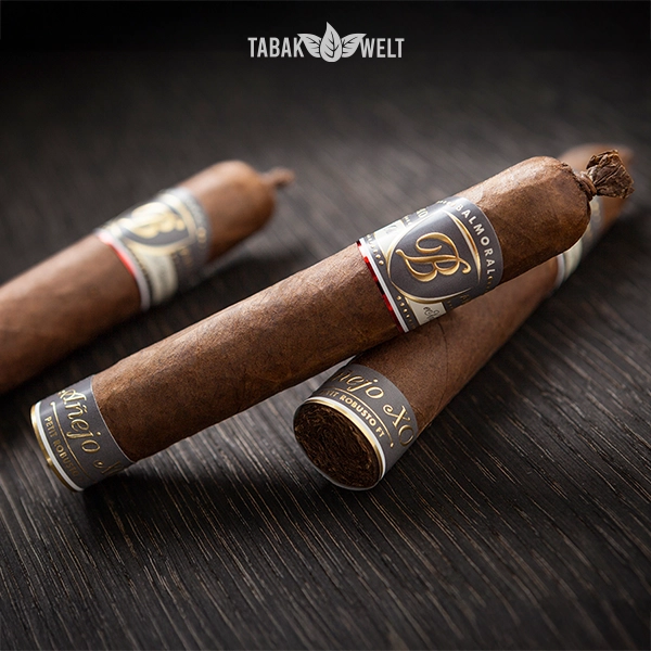 balmoral-anejo-xo-zigarren-petit-robusto-flagtail-image