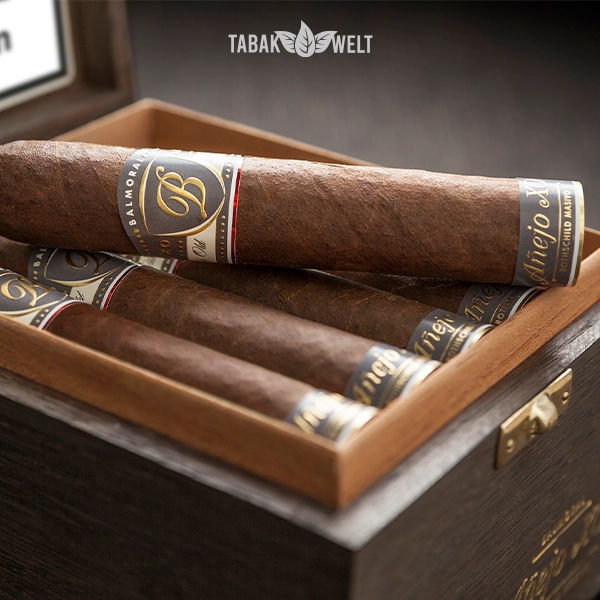 balmoral-anejo-xo-zigarren-rothschild-masivo-image-kiste